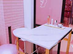 -Dior迪奥(上海世茂广场店)