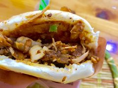 腊汁肉夹馍-郑家山村凉皮 肉夹馍 油泼面