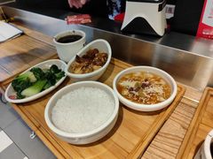 支竹牛腩饭-72街红烧排骨饭(海珠丽影广场店)