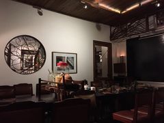 -Cuc Gach Quan Restaurant