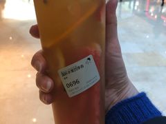 超级水果四季春-喜茶(上海兴业太古汇店)