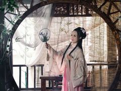 -九月鹰飞汉服摄影工作室