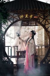 -九月鹰飞汉服摄影工作室
