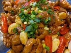 -三湘四水正宗湘菜(君峰路店)