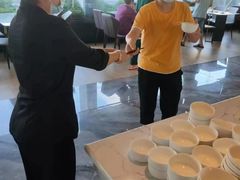 -华海酒店(茂名高铁站店)