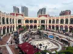 -佛罗伦萨小镇广佛名品奥特莱斯(疏港路店)