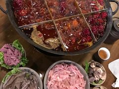 -白乐天毛肚火锅馆(南滨路店)