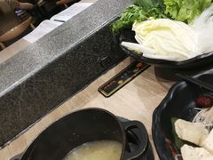 -呷哺呷哺(新世界百货望京店)