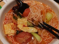 -蒙自源米线大王(东站店)