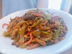 -俭寨大盘鸡·手抓肉·烧烤新疆菜(乌苏路店)
