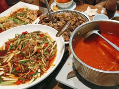 -有红鸡毛店·川菜(建设路店)