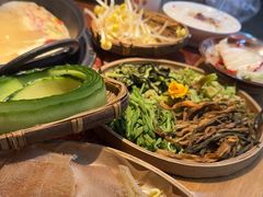 -赵美丽·重庆社区火锅·直营店(火车东站·中豪国际店)