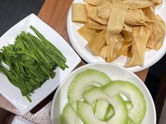 -周师兄大刀腰片火锅(磁器口直营店)