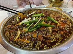 -乡土特色.冷锅鱼.牦牛肉汤锅