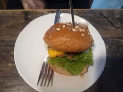 -HIGH FIVE哈福手工汉堡(桂林路店)