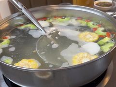 -官塘陈记鱼生·潮汕砂锅粥·牛肉火锅(潮枫路总店)