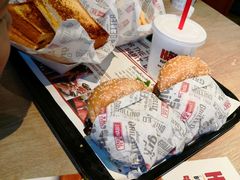-The Habit Burger Grill 哈比特汉堡(复兴soho店)