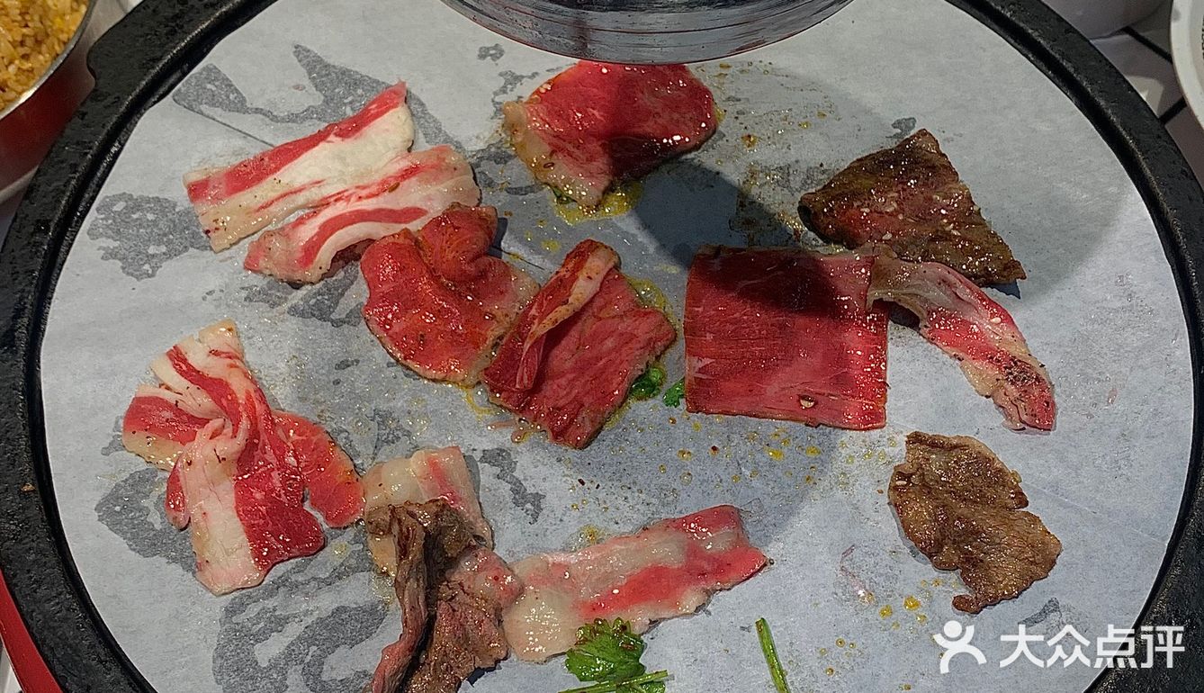 家人们，可以永远相信这家平价又好吃的烤肉！