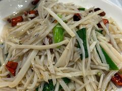 -辣螃铠盆盆蟹大排档(海昌店)