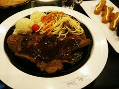 凯撒大帝-豪客来牛排(中核世纪广场店)
