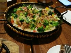 -玛格萝妮比萨屋(四平店)