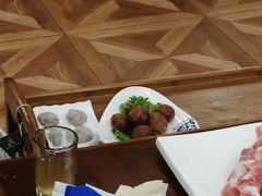 -楼外楼大刀肉传统火锅居(博学路店)