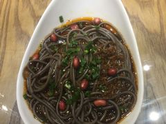 -宝燕海货工场(长江国际店)