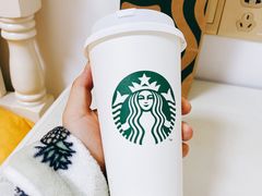 -星巴克臻选(盐城金鹰聚龙湖店)