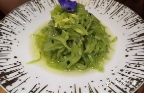 Spicy麻Tender Lettuce Strips