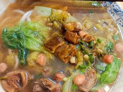 麻辣牛腩粉-龙记桂林米粉(华侨城店)