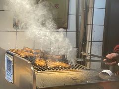 -八一路好吃街(雨田商务大厦店)