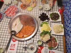 -山悦里 山野·鲜火锅(罗斯福广场店)