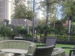 -深圳温德姆至尊酒店·大堂吧·户外花园