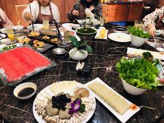 -秦宝雪花牛肉养生火锅(大兴九臻店)