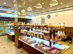 -红宝石·鲜奶小方·海派西点房(南丹店)