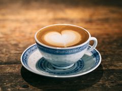 卡布奇诺-豆舞咖啡(民乐路店)