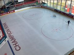 -冠军冰场CHAMPION RINK(凯德广场店)