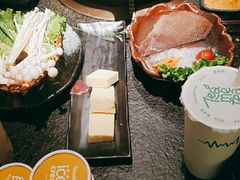 -湊湊火锅·茶憩(打浦桥日月光店)