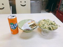 五花肉肉夹馍-正宗陕西肉夹馍(红荔店)