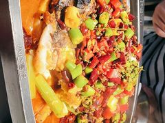 -江边城外烤全鱼(世茂广场店)