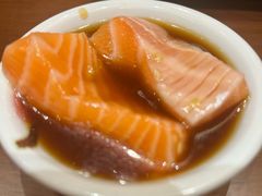 三文鱼刺身-8PINTS八品脱·日料·烧鸟·精酿小酒馆(莘庄店)