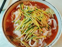 -汗腾格里·风味餐厅(新疆驻京办店)