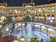 -佛罗伦萨小镇广佛名品奥特莱斯(疏港路店)