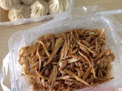 鱼香肉丝饭-珊珊小笼馆(仙霞路店)