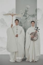 -至臻微拉婚纱摄影