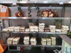 -白玉兰食品(中山公园龙之梦店)