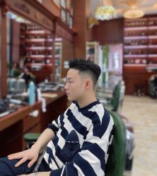 -尼特斯男士发型馆