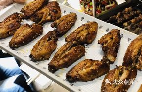 Spinning Big Chicken Wings