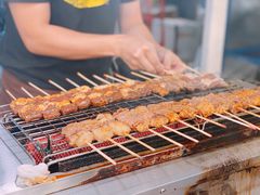 -席娜卡琳火车铁道夜市