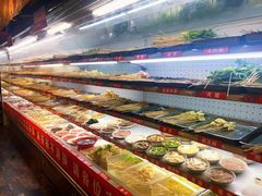 自助取餐区-铁箭门串串香主题火锅(汇锦城店)
